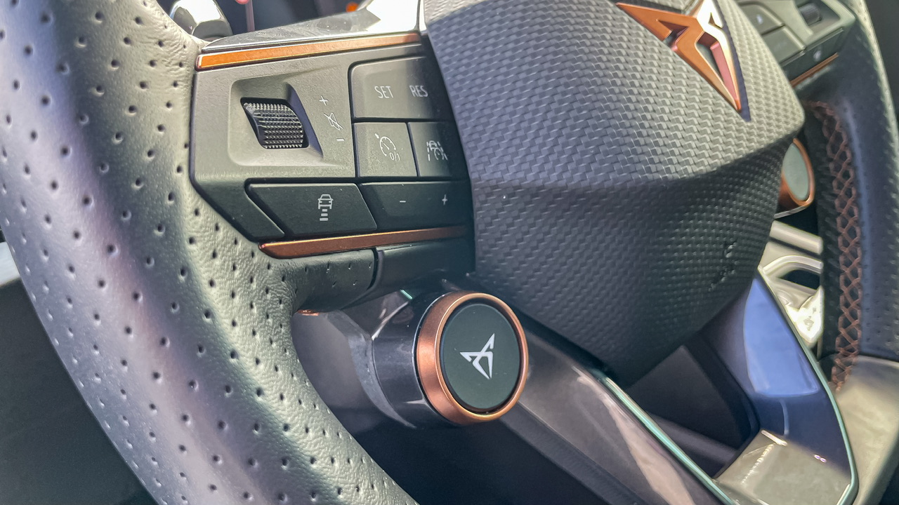 Obrázok CUPRA Formentor Tribe 2,0 TSI 310 4D DSG