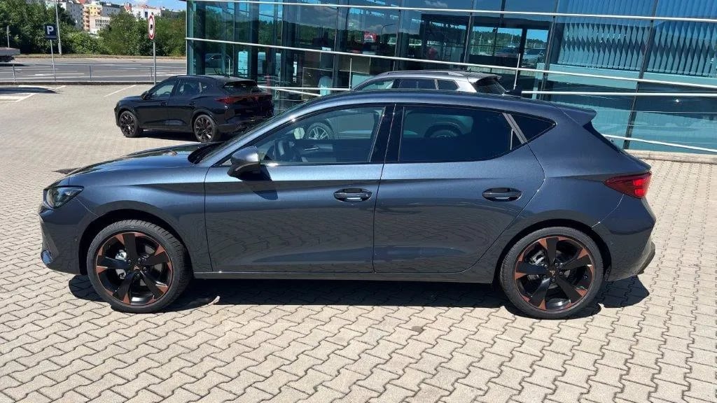 CUPRA Leon 5D 1,5 eTSI 150 7DSG