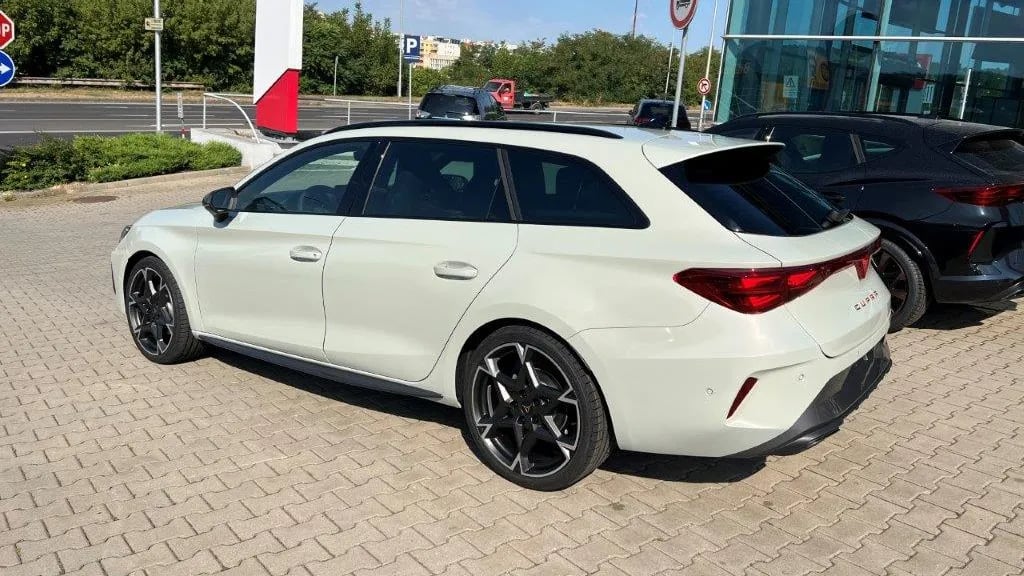 CUPRA Leon SP 1,5 eTSI 150 7DSG