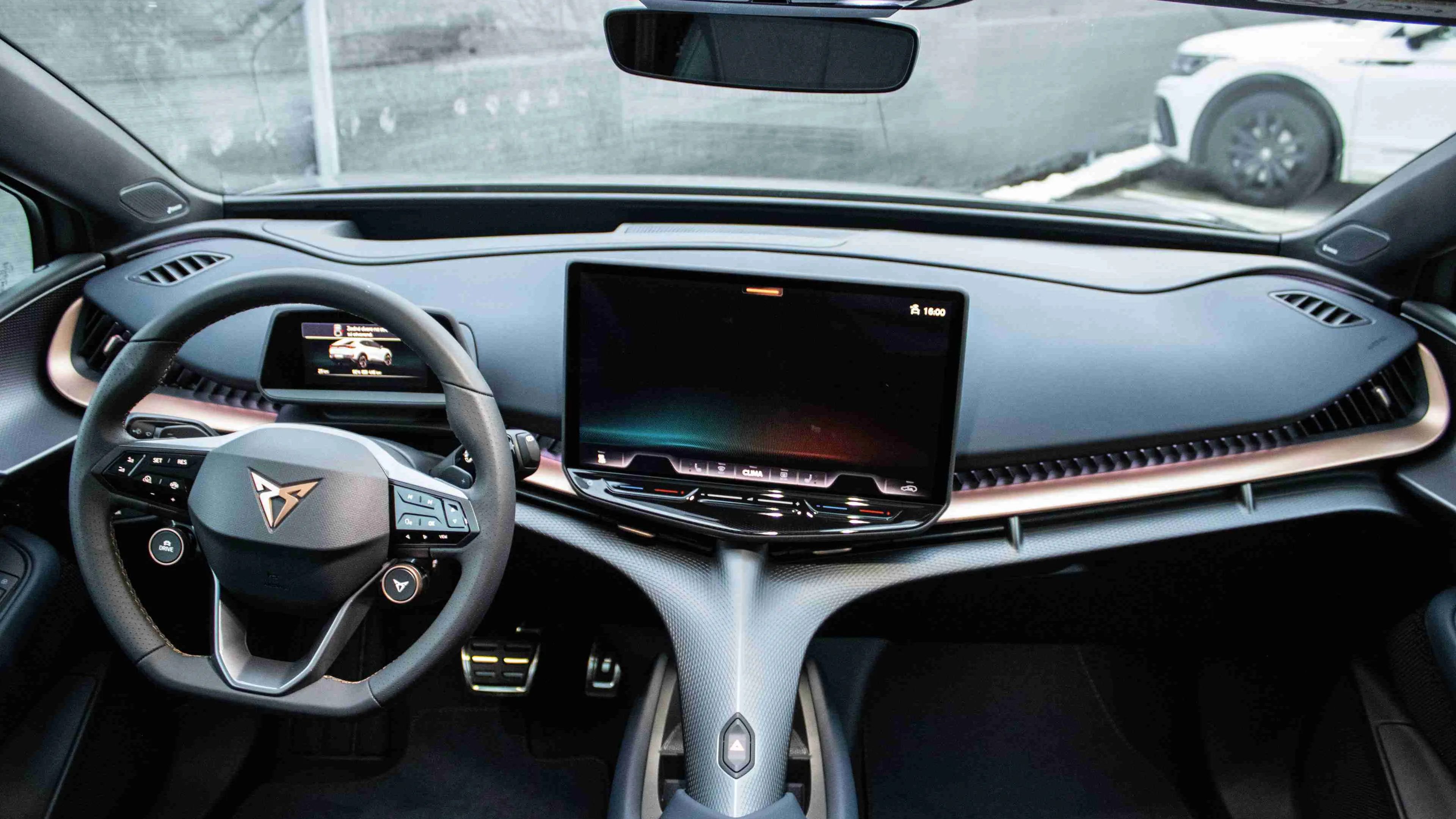 Obrázok CUPRA Tavascan VZ 340&#x2F;82 ADRENALINE 4D