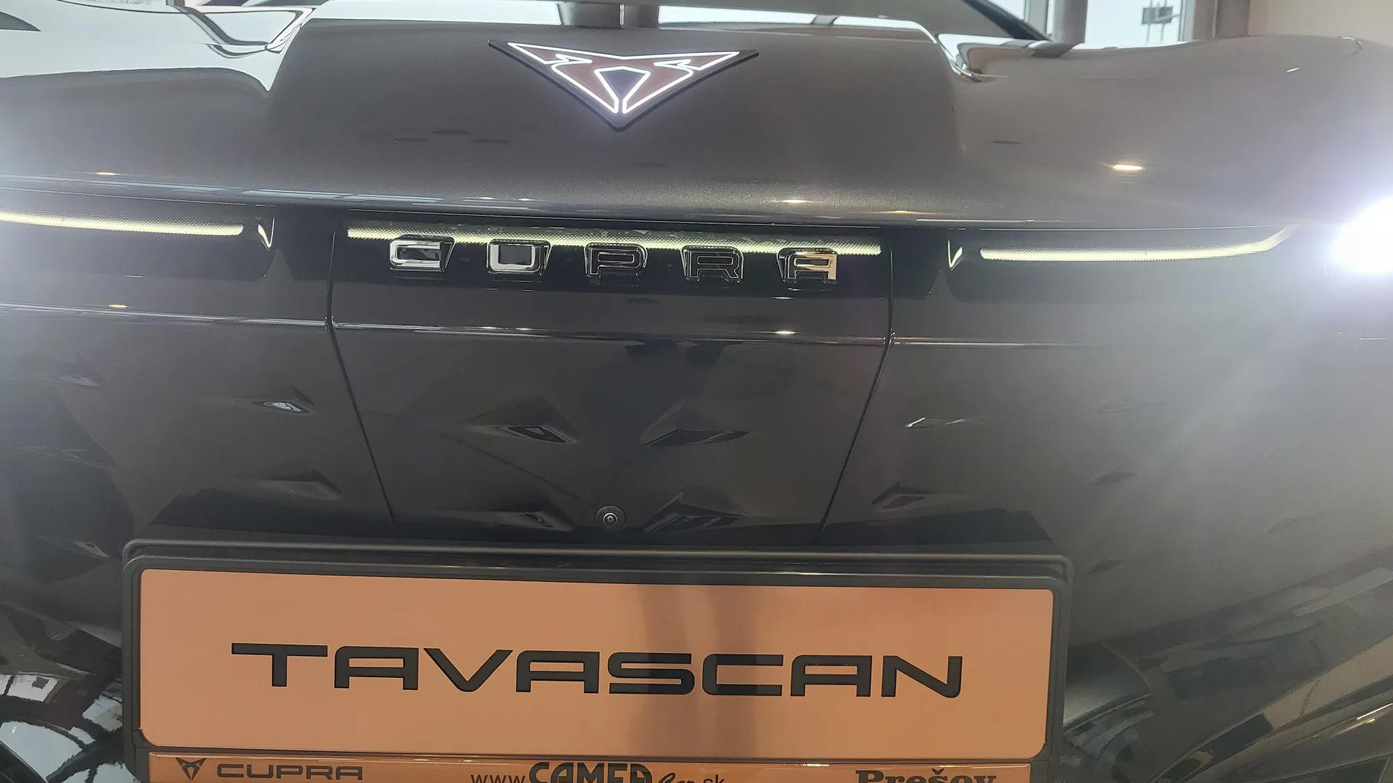 Obrázok CUPRA Tavascan VZ 340&#x2F;82 ADRENALINE 4D