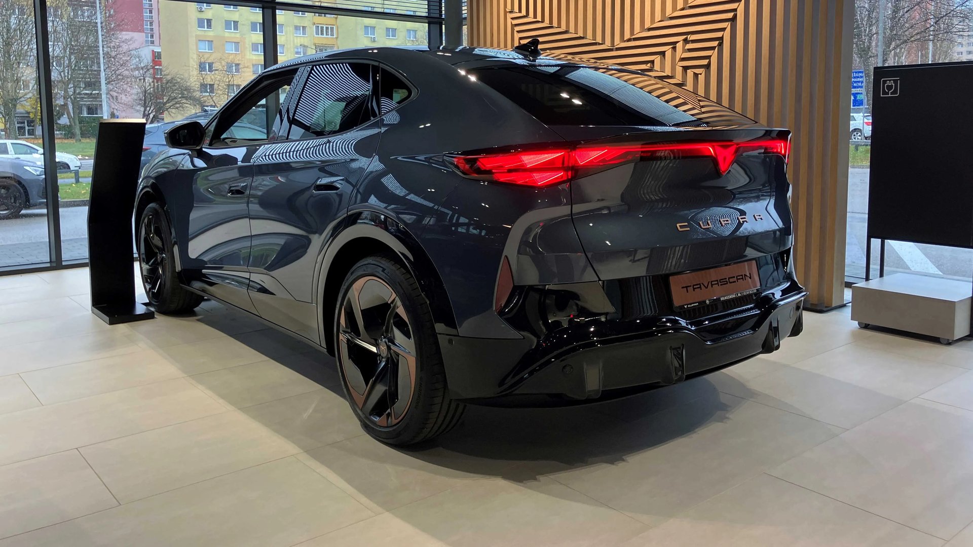 CUPRA Tavascan 286/82 ADRENALINE