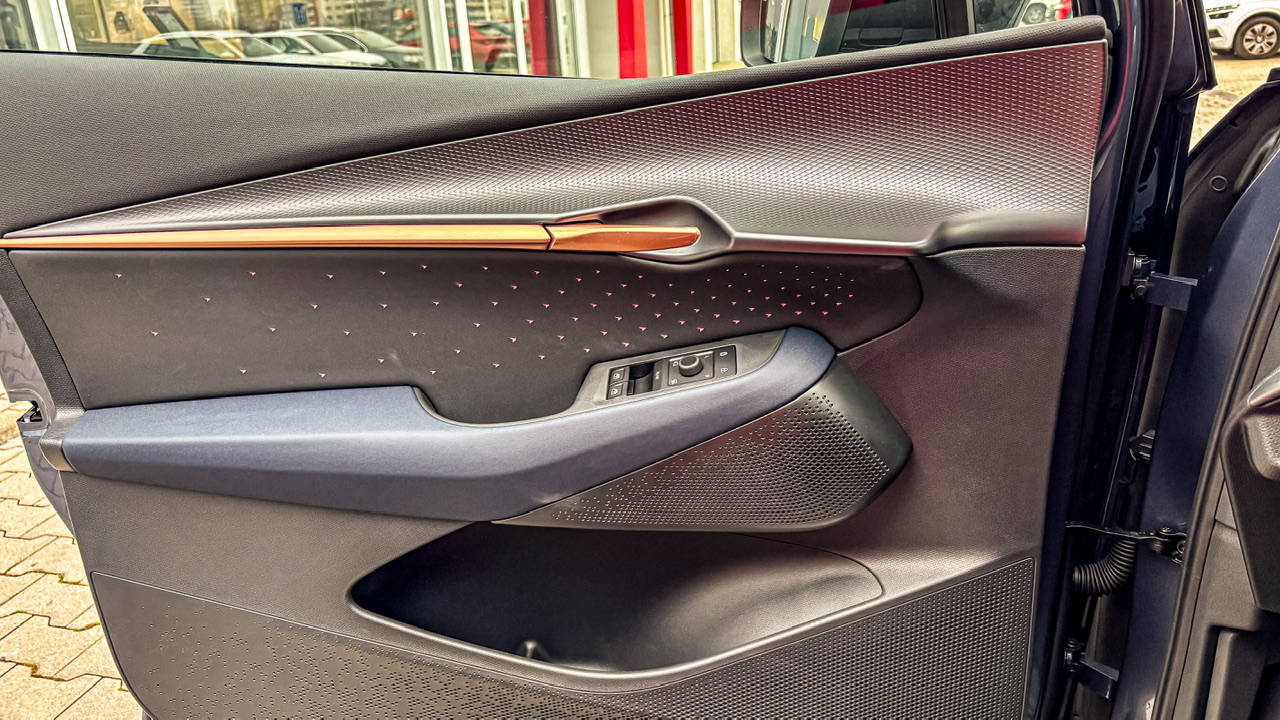 Obrázok CUPRA Tavascan VZ 340&#x2F;82 ADRENALINE 4D