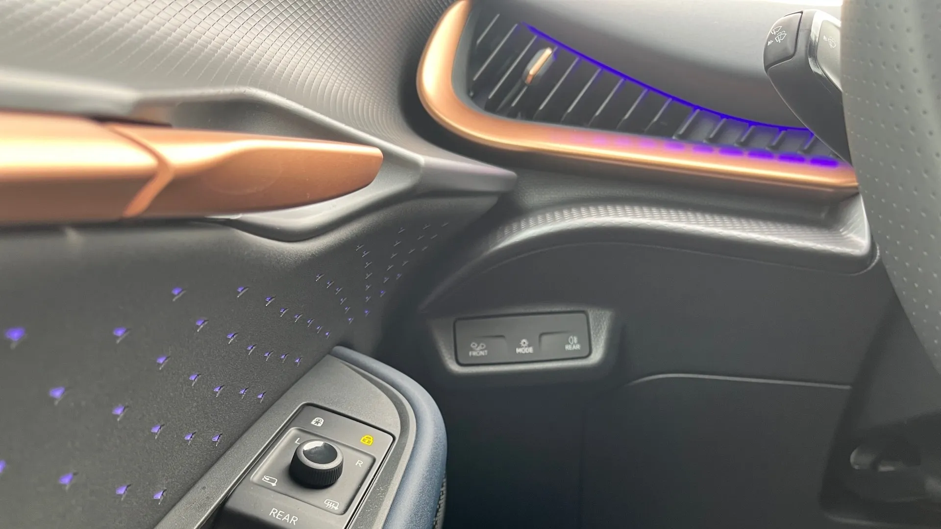 Obrázok CUPRA Tavascan VZ 340&#x2F;82 ADRENALINE 4D