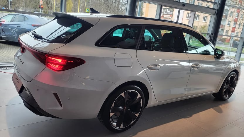 Obrázok CUPRA Leon SP 1,5 eTSI 150 7DSG