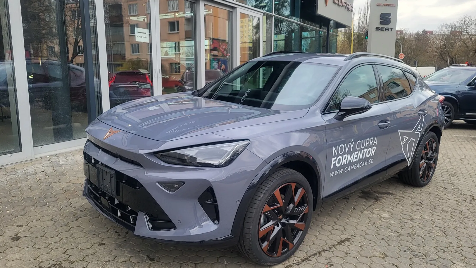 Obrázok CUPRA Formentor 1,5 eTSI 150 7DSG