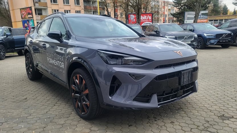 Obrázok CUPRA Formentor 1,5 eTSI 150 7DSG