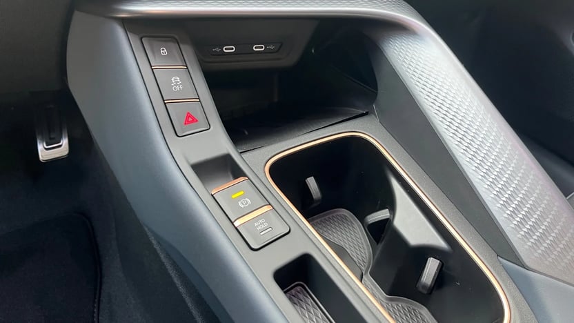 Obrázok CUPRA Terramar 1,5 eTSI 150 7DSG