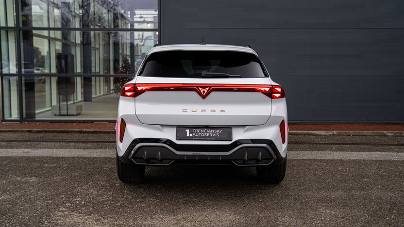 Obrázok CUPRA Terramar 1,5 eTSI 150 7DSG