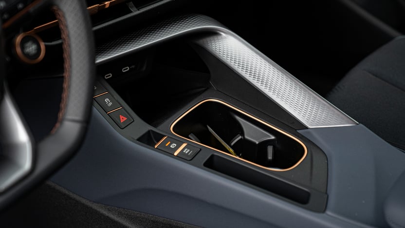 Obrázok CUPRA Terramar 1,5 eTSI 150 7DSG