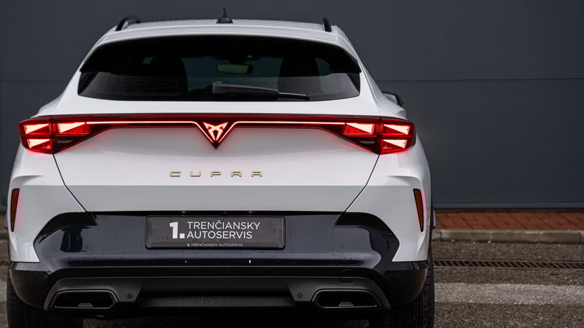 Obrázok CUPRA Formentor 1,5 eTSI 150 7DSG