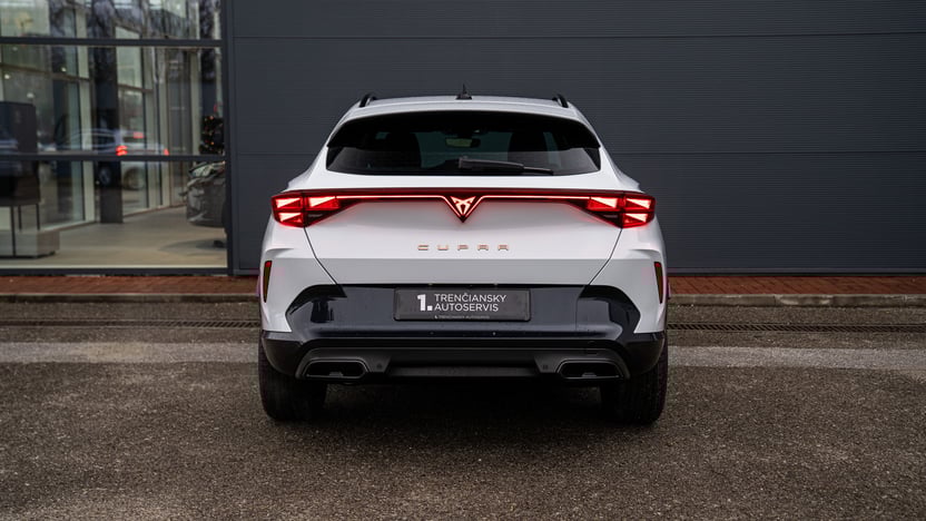 Obrázok CUPRA Formentor 1,5 eTSI 150 7DSG
