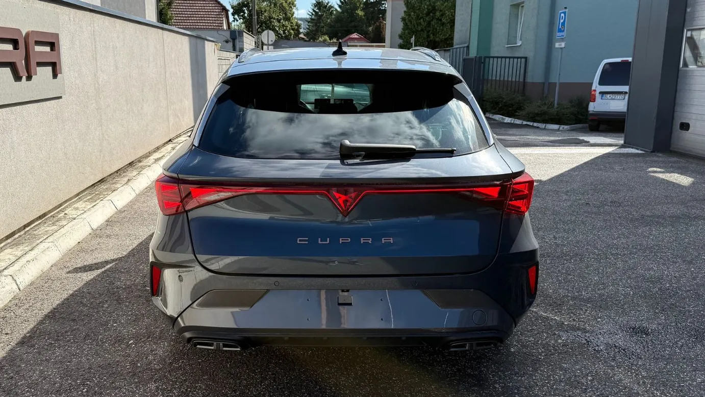 Obrázok CUPRA Leon SP 1,5 eTSI 150 7DSG