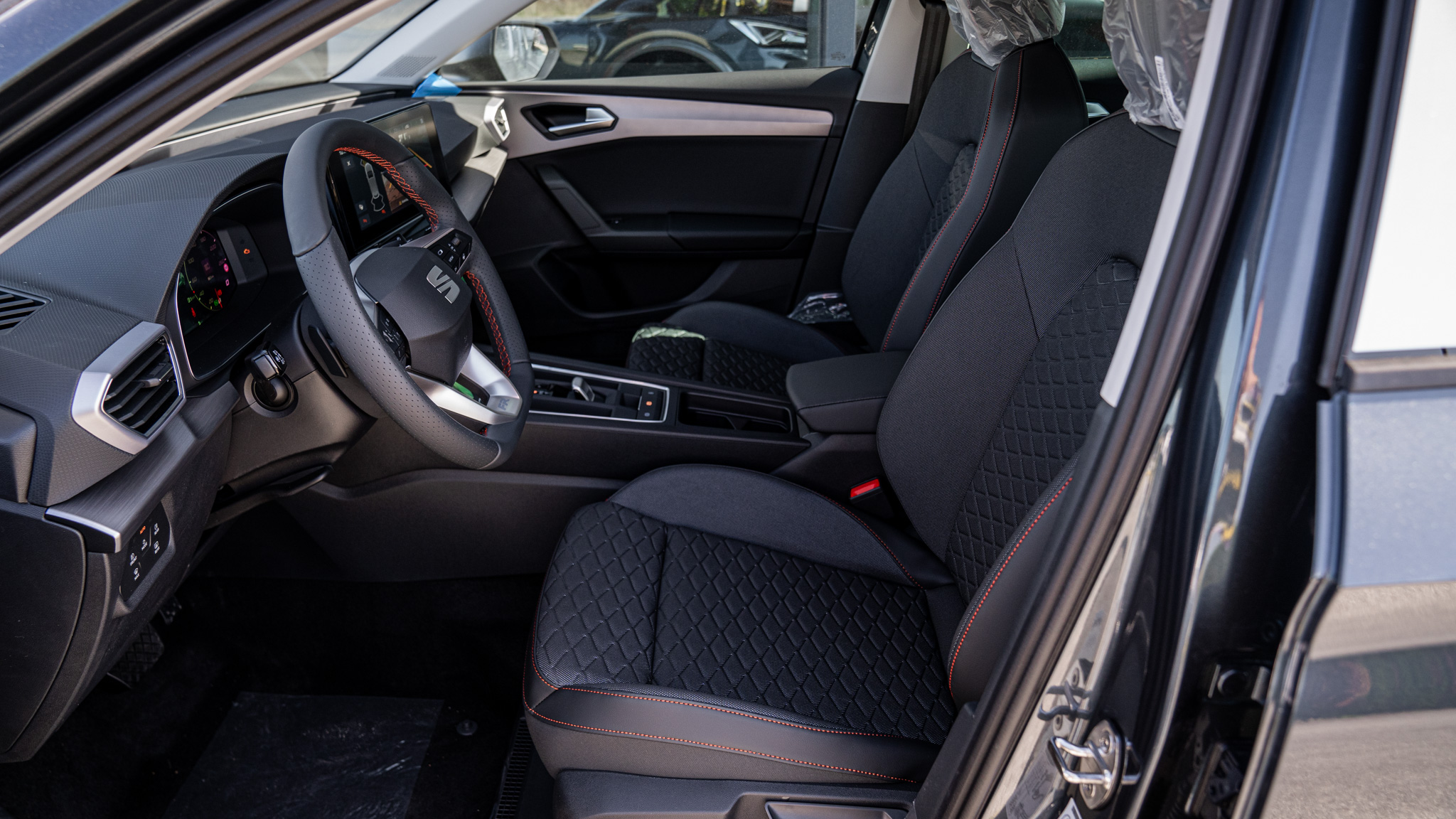 Obrázok Leon SP FR Max 1,5 eTSI 150 7DSG