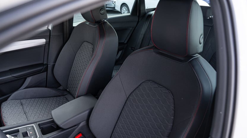 Obrázok Leon SP FR Black 1,5 eTSI 150 7DSG