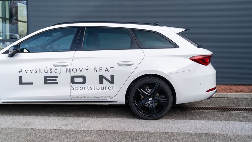 Obrázok Leon SP FR Black 1,5 eTSI 150 7DSG