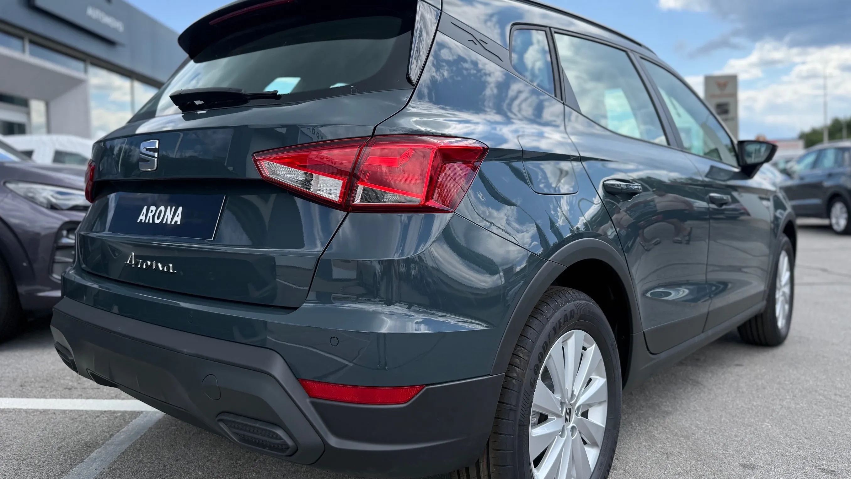 Obrázok Arona Style Family 1,0 TSI 115  6-G