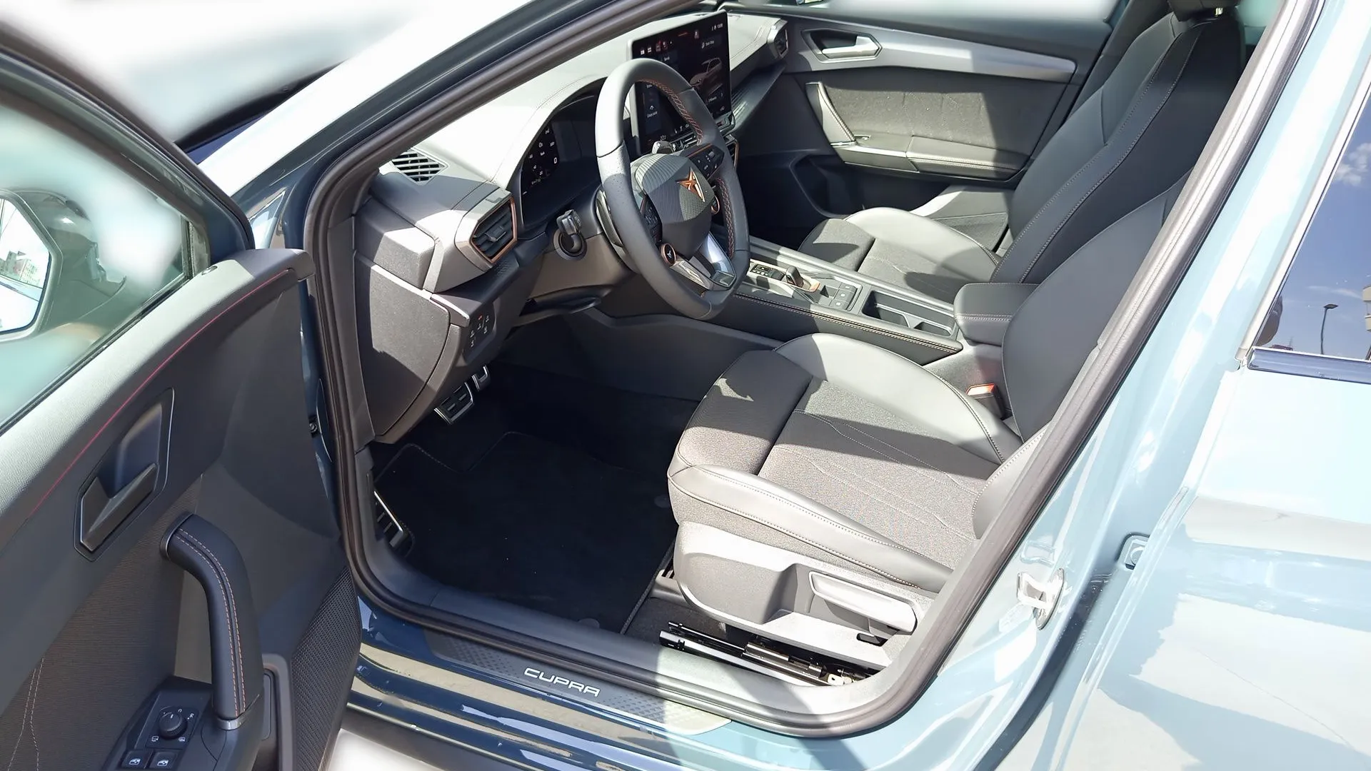 Obrázok CUPRA Leon SP 1,5 eTSI 150 7DSG