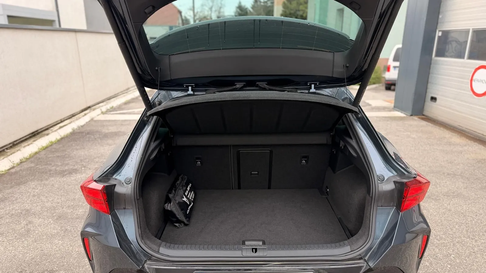 Obrázok CUPRA Formentor 1,5 eTSI 150 7DSG