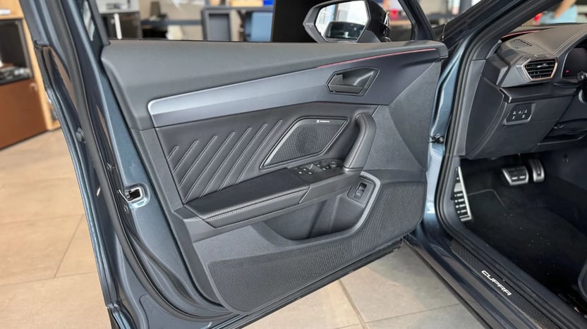 Obrázok CUPRA Formentor 1,5 eTSI 150 7DSG