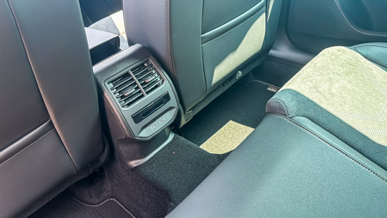 Obrázok CUPRA Formentor 1,5 eTSI 150 7DSG