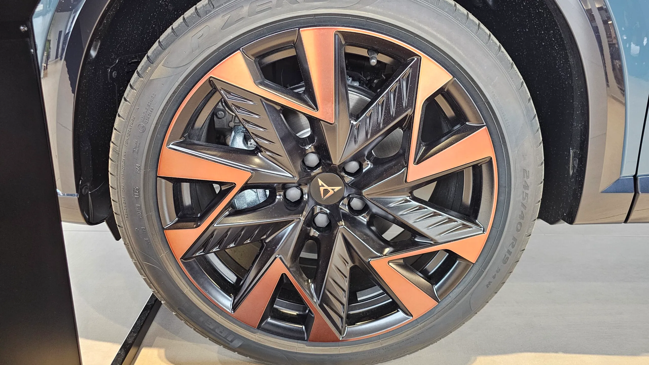 Obrázok CUPRA Formentor 2,0 TSI 204 4D 7-DSG