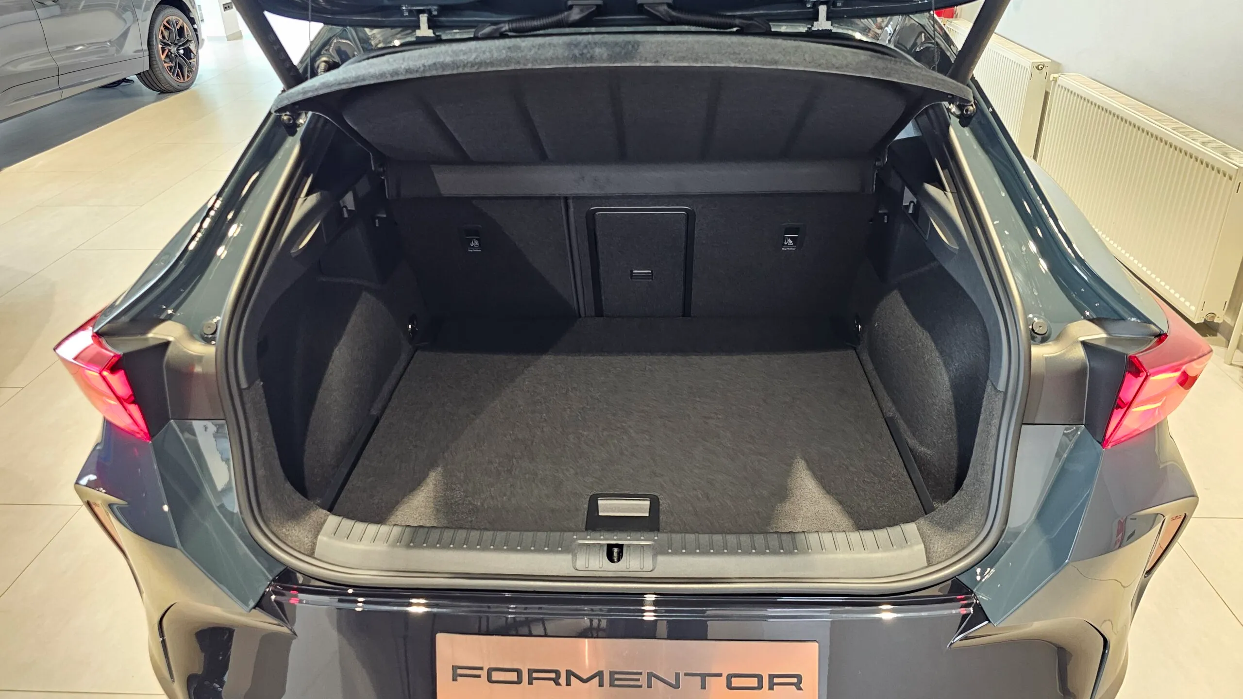 Obrázok CUPRA Formentor 2,0 TSI 204 4D 7-DSG