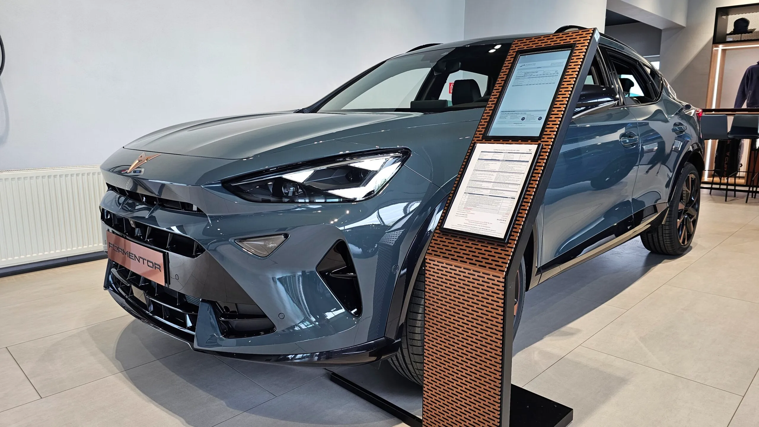 Obrázok CUPRA Formentor 2,0 TSI 204 4D 7-DSG