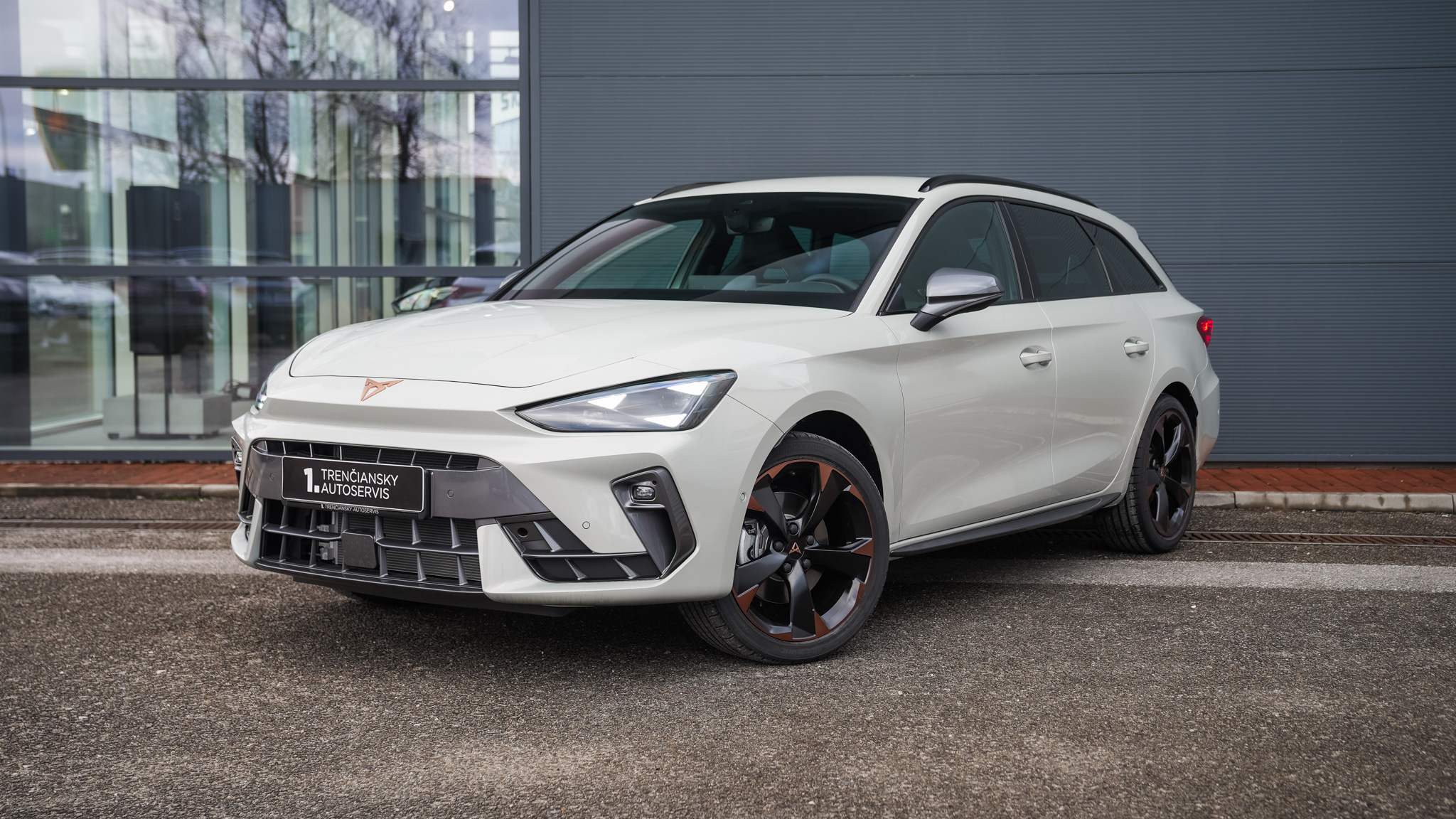 Obrázok CUPRA Leon SP 2,0 TSI 204 4D 7-DSG