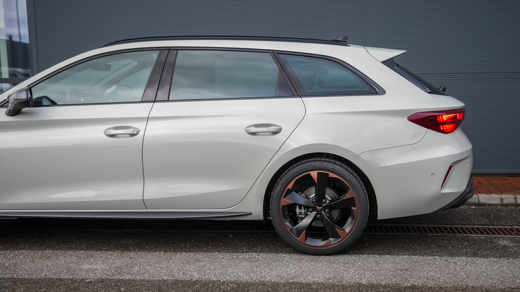 Obrázok CUPRA Leon SP 2,0 TSI 204 4D 7-DSG