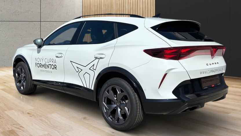 Obrázok CUPRA Formentor 1,5 eTSI 150 7DSG