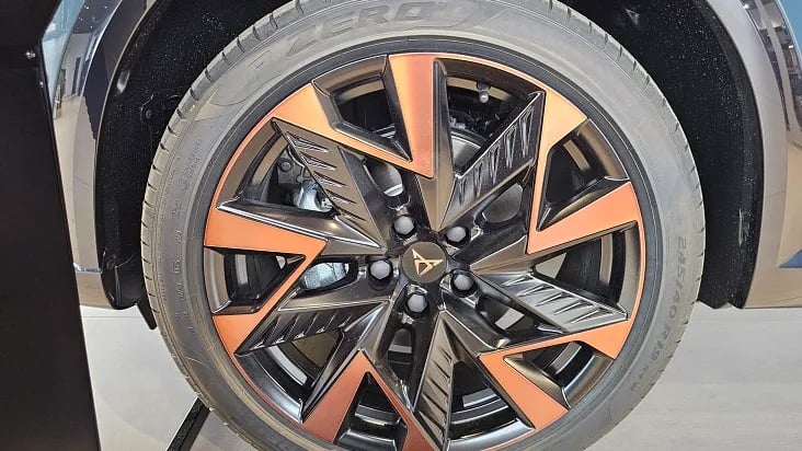 Obrázok CUPRA Formentor 1,5 eTSI 150 7DSG