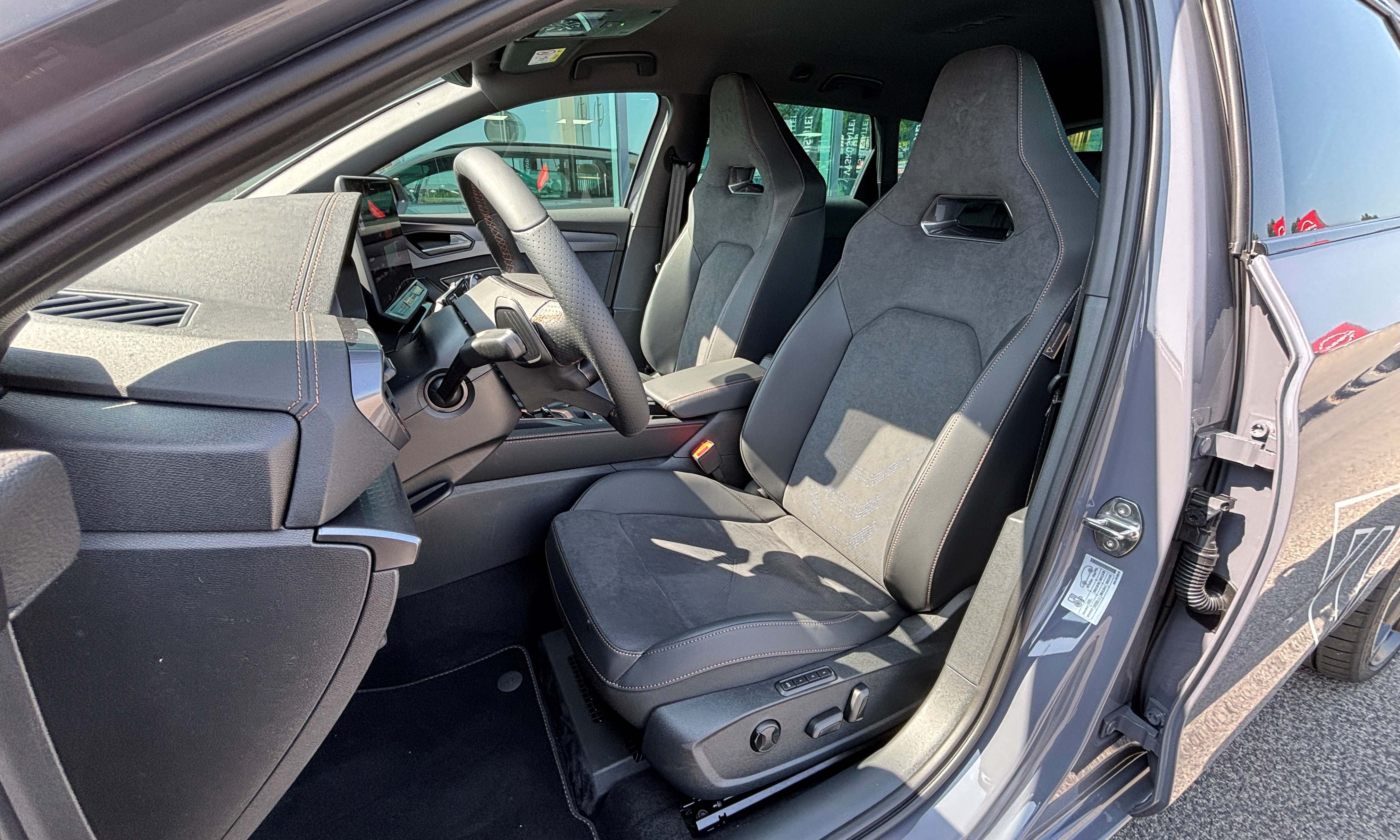 Obrázok CUPRA Leon SP VZ 272 eHybrid automat