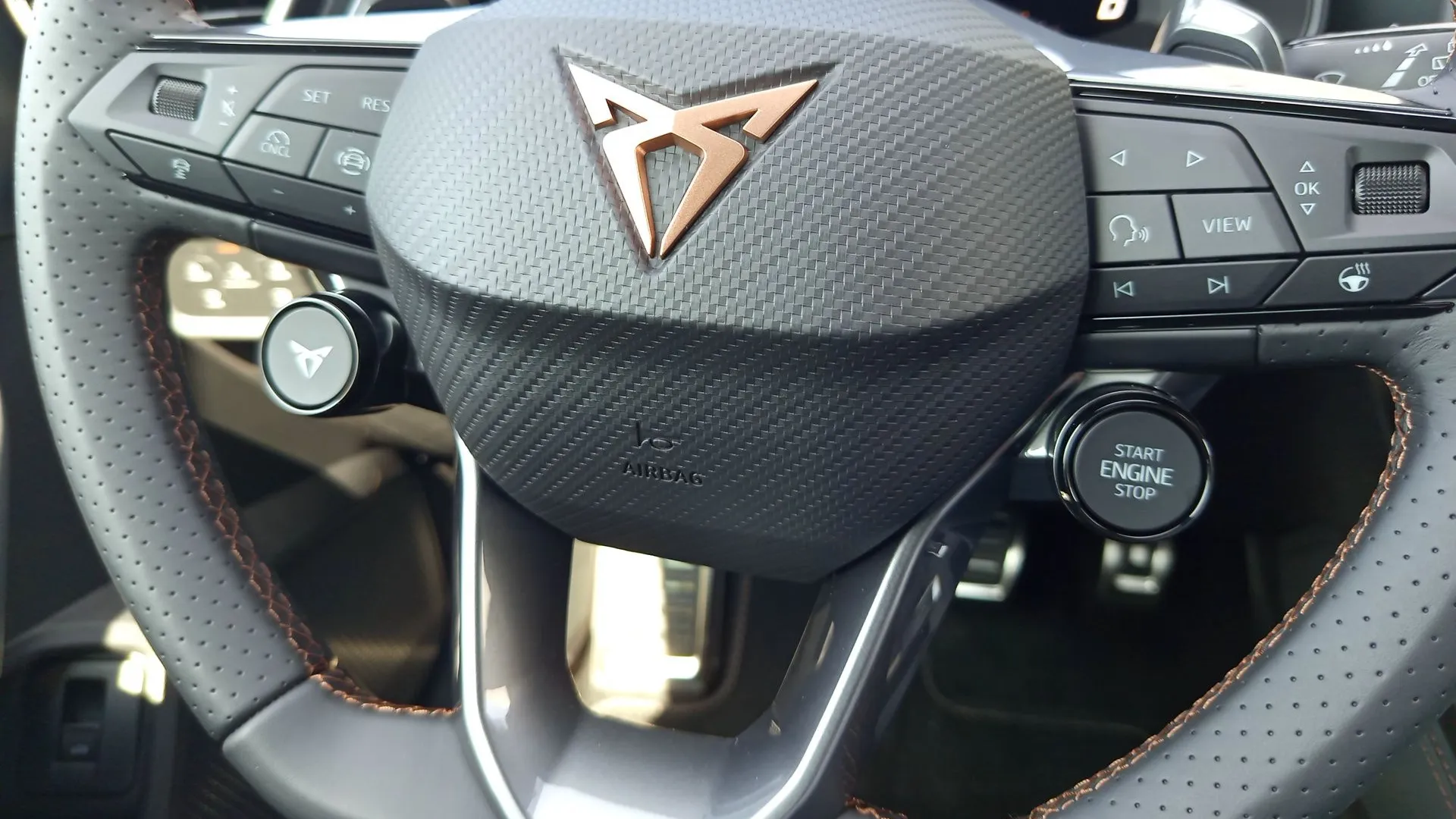 Obrázok CUPRA Formentor VZ 2,0 TSI 333 4D 7DSG