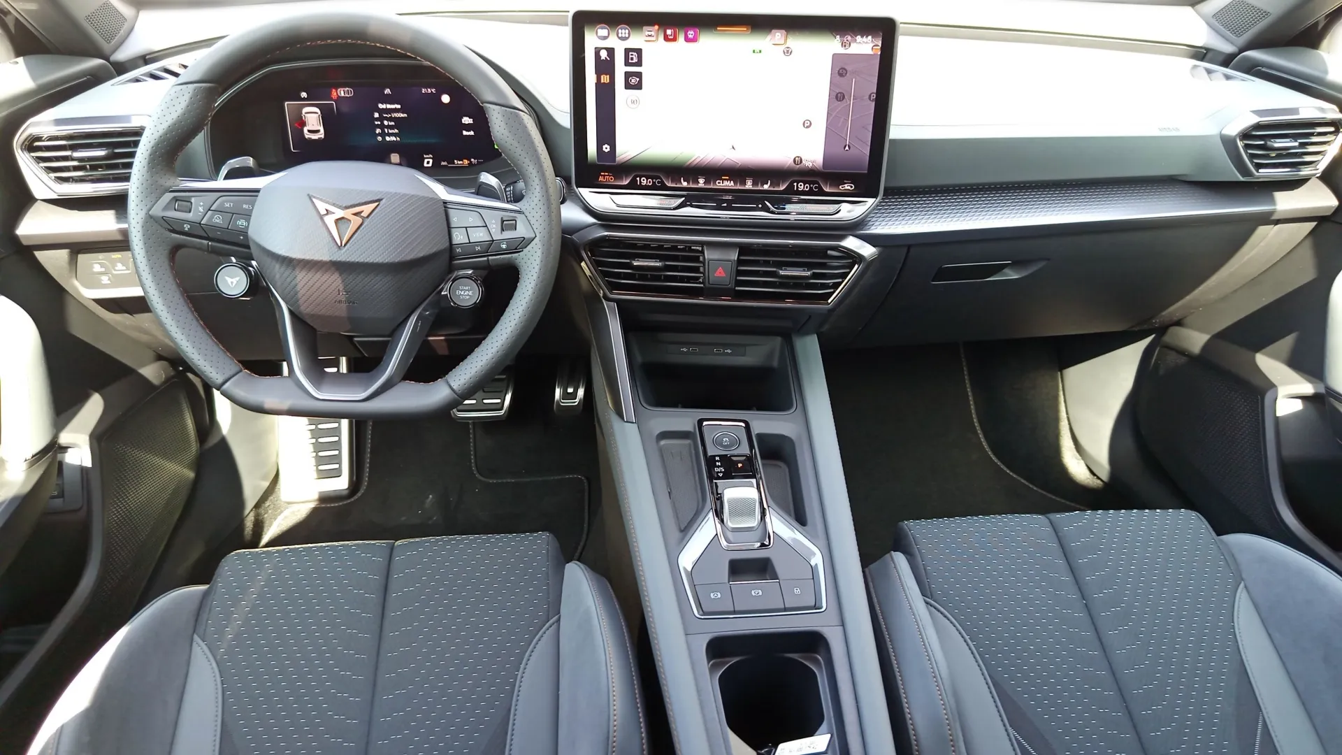 Obrázok CUPRA Formentor VZ 2,0 TSI 333 4D 7DSG