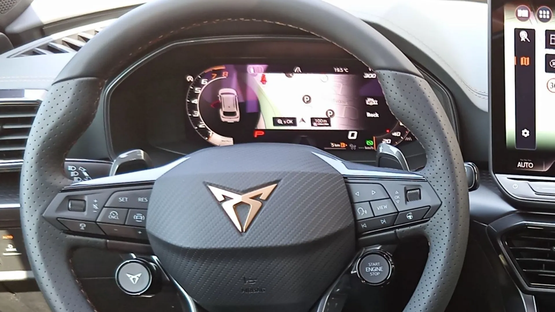 Obrázok CUPRA Leon SP VZ 2,0 TSI 333 4D 7-DSG