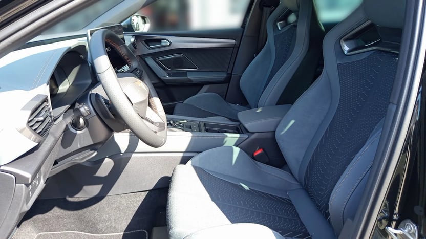 Obrázok CUPRA Leon SP VZ 2,0 TSI 333 4D 7-DSG