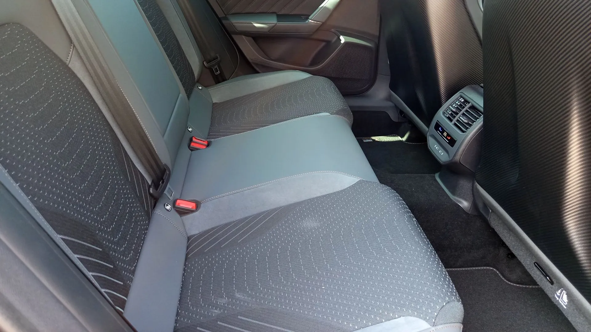 Obrázok CUPRA Leon SP VZ 2,0 TSI 333 4D 7-DSG