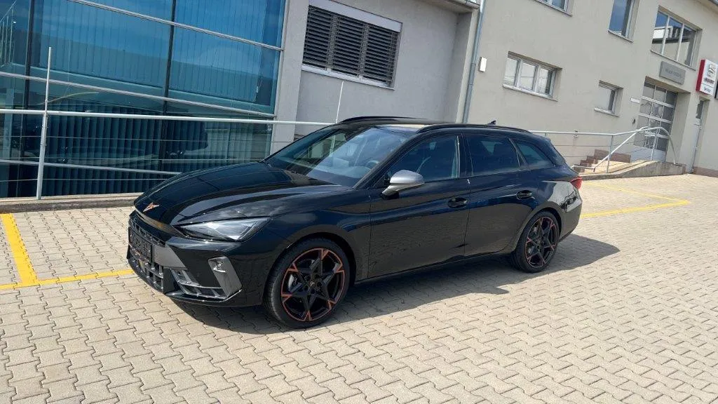Obrázok CUPRA Leon SP 2,0 TSI 204 4D 7-DSG