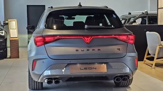 Obrázok CUPRA Leon SP VZ 2,0 TSI 333 4D 7-DSG
