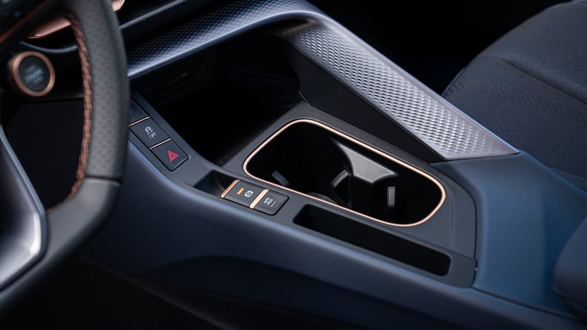 Obrázok CUPRA Terramar 1,5 eTSI 150 7DSG
