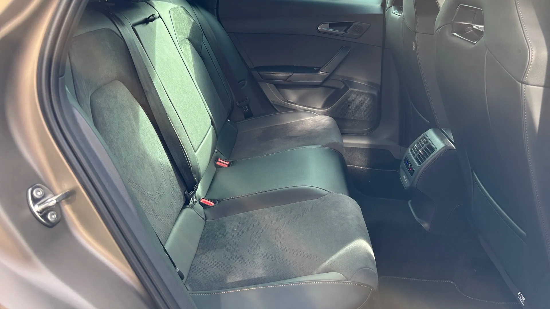 Obrázok CUPRA Formentor 1,5 eTSI 150 7DSG