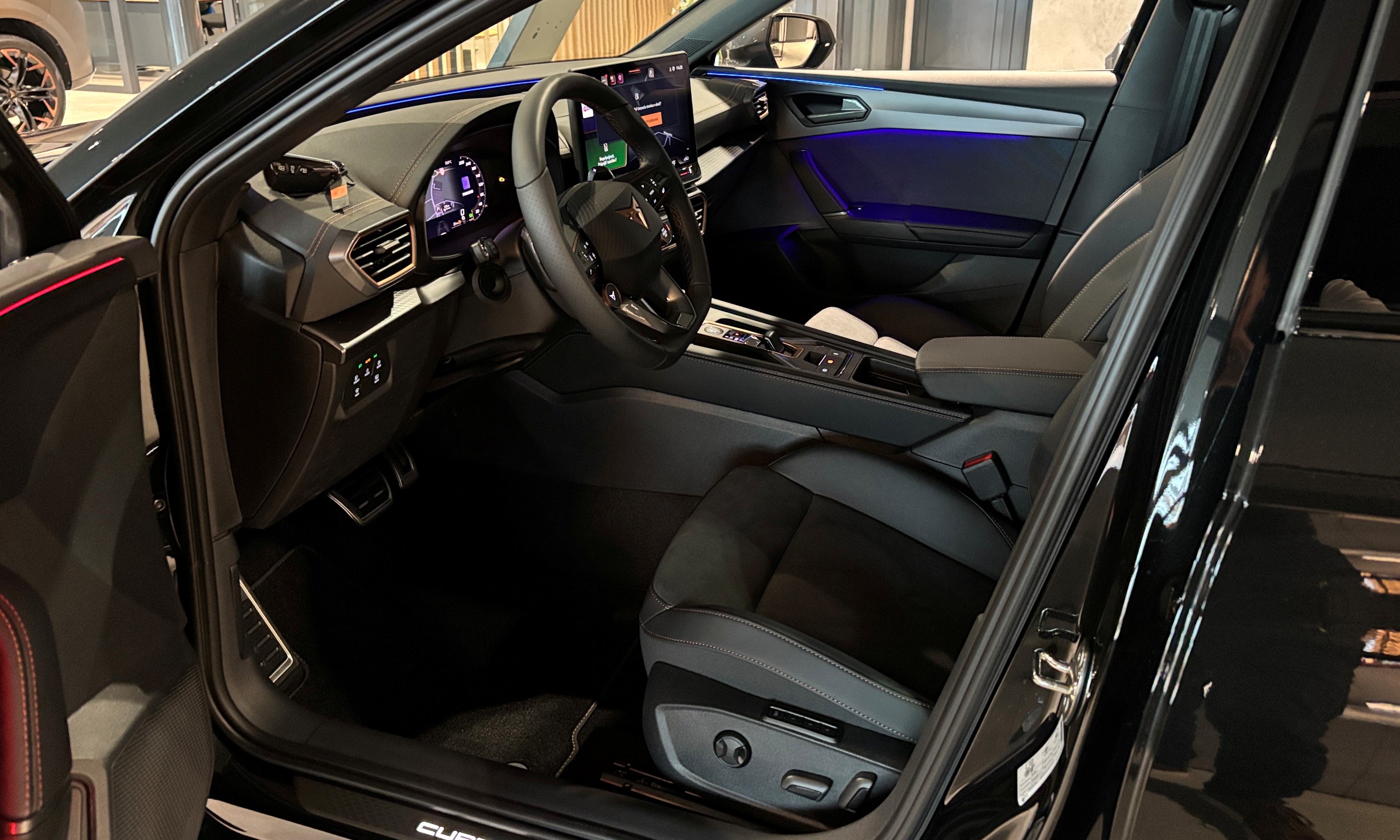 Obrázok CUPRA Leon SP 2,0 TSI 204 4D 7-DSG