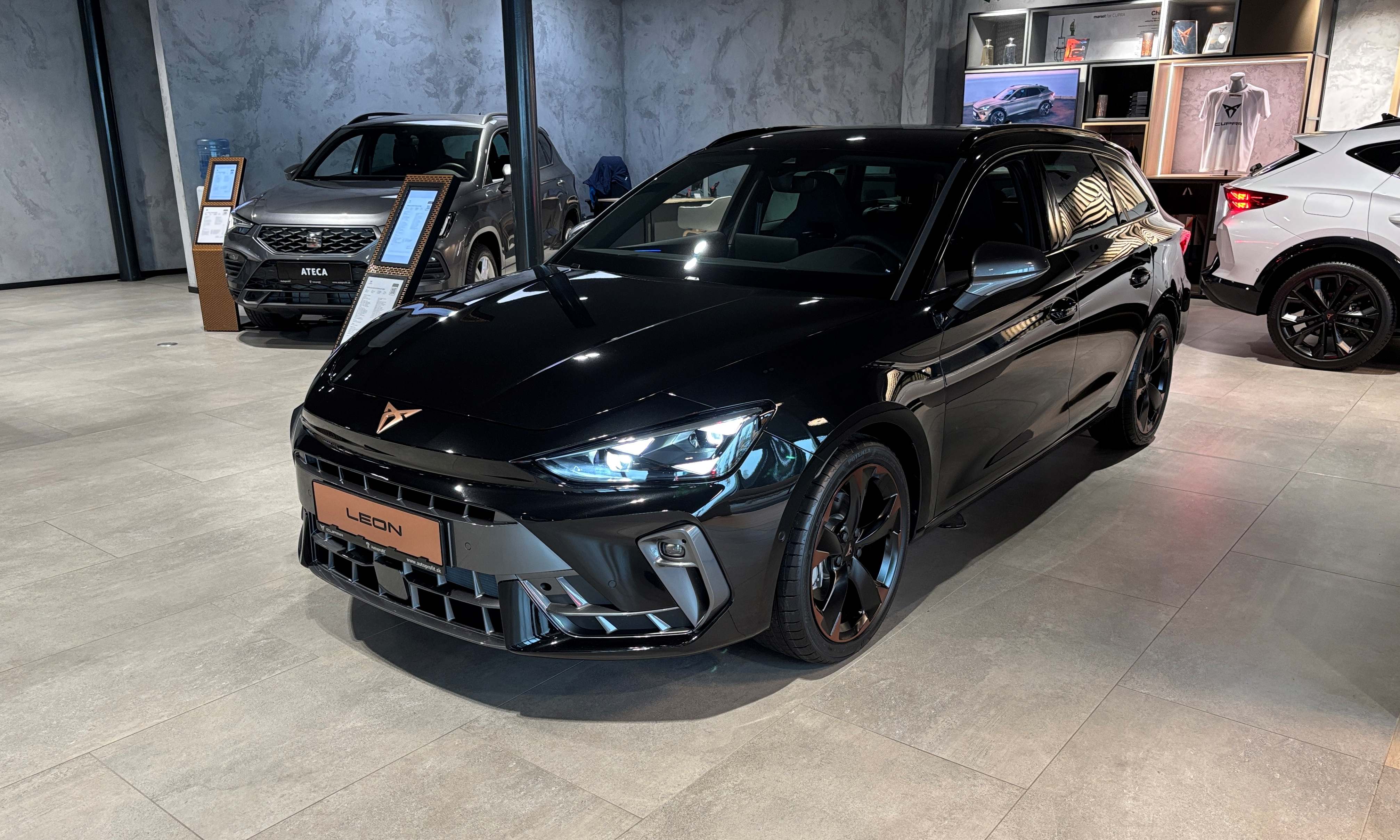 Obrázok CUPRA Leon SP 2,0 TSI 204 4D 7-DSG