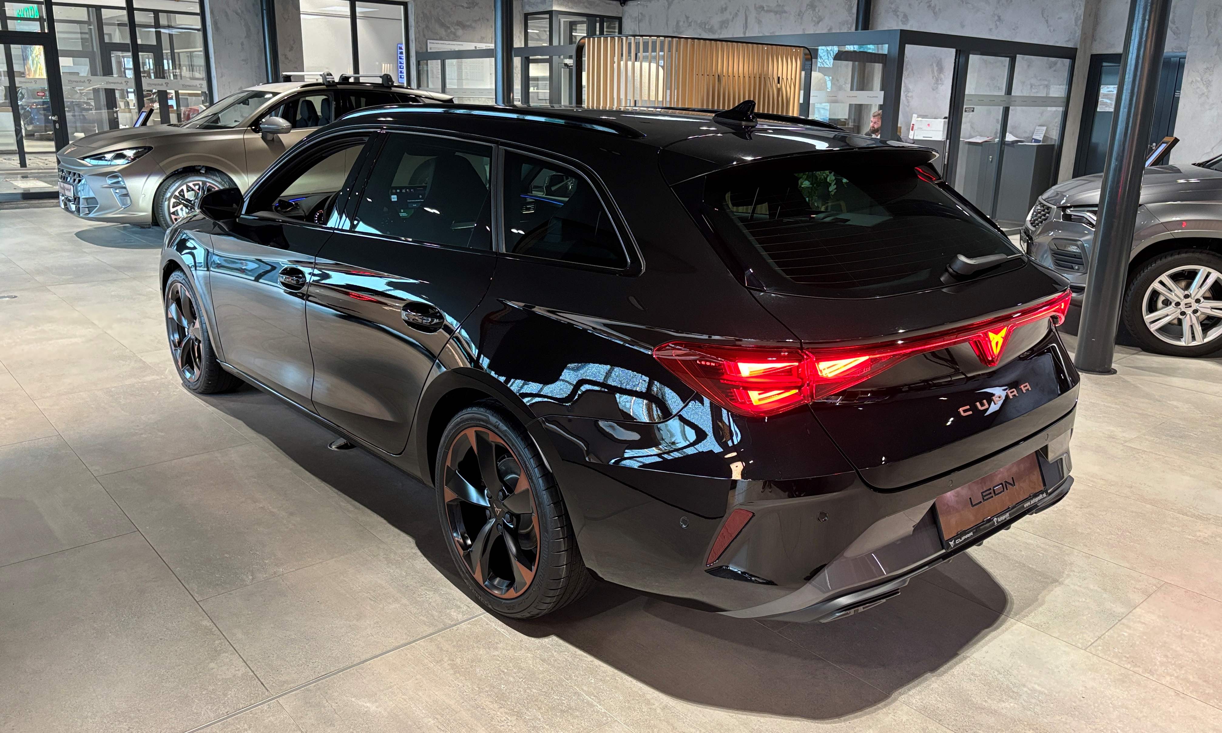 Obrázok CUPRA Leon SP 2,0 TSI 204 4D 7-DSG