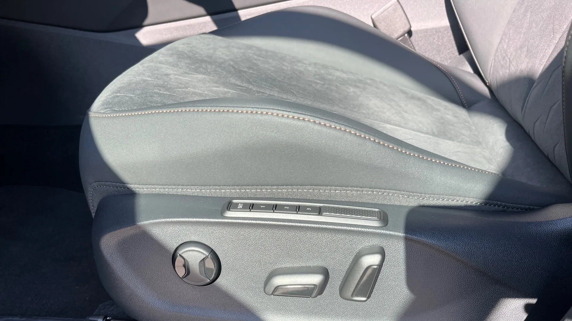 Obrázok CUPRA Terramar 2,0 TSI 204 4D 7DSG