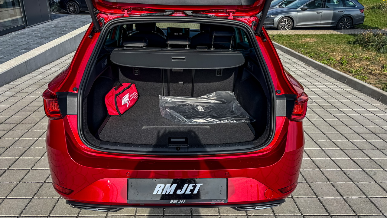 Obrázok Leon SP FR Max+ 1,5 eTSI 150 7DSG