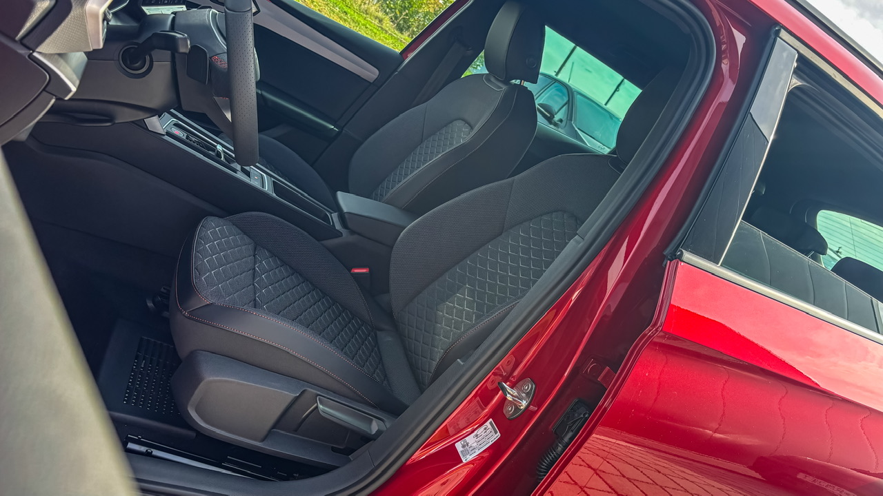 Obrázok Leon SP FR Max+ 1,5 eTSI 150 7DSG