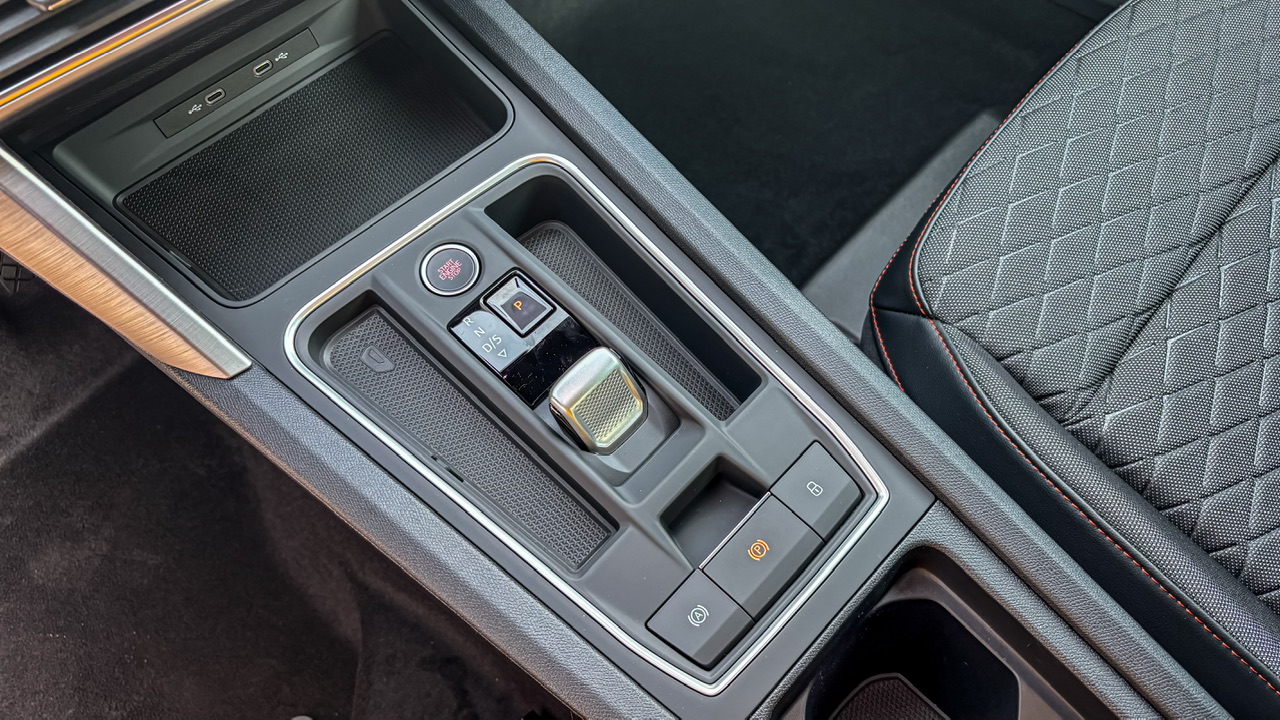 Obrázok Leon SP FR Max+ 1,5 eTSI 150 7DSG