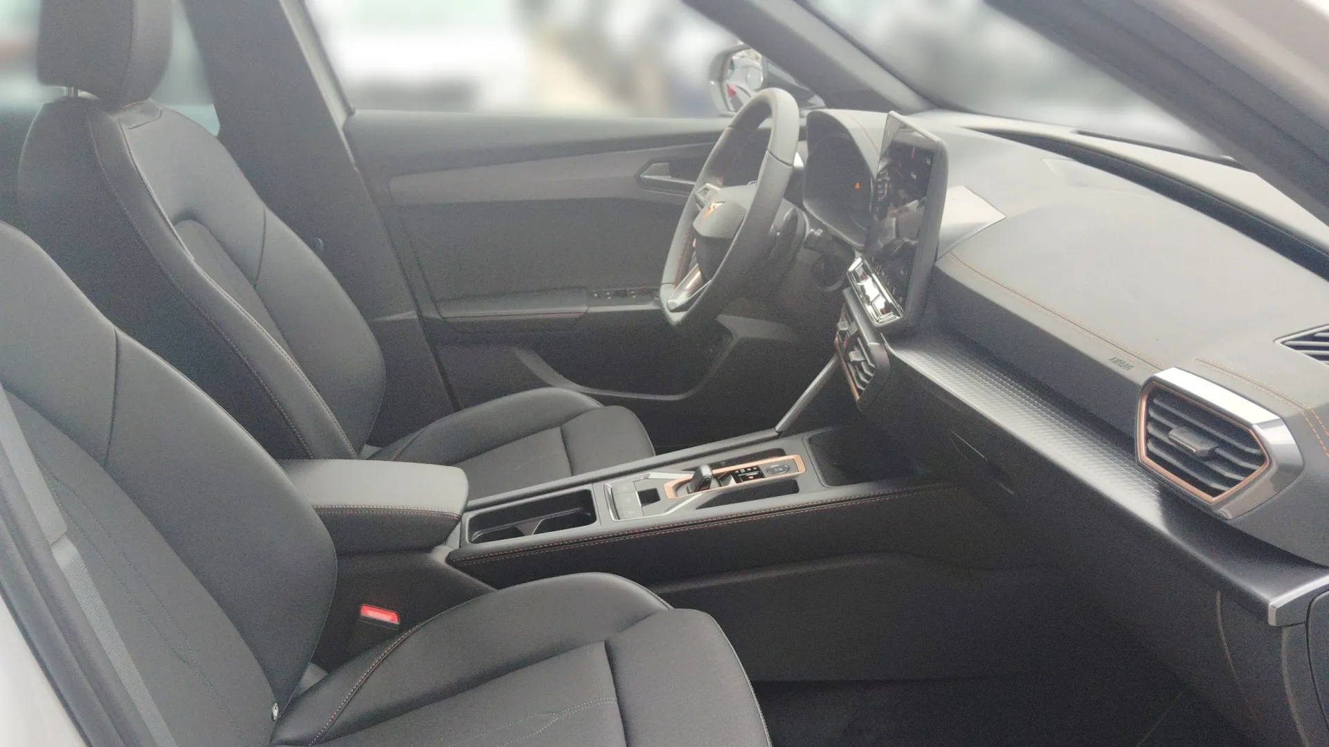 Obrázok CUPRA Formentor 2,0 TSI 204 4D 7-DSG